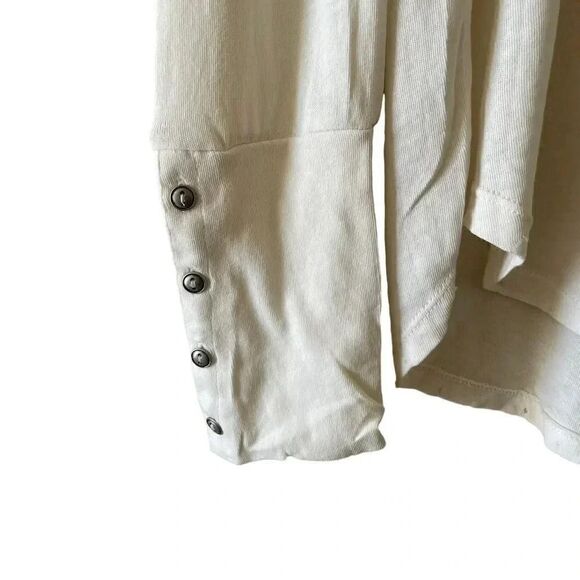 NWT Chaser Distressed Rice SCOOP NECK W/ POCKET White  Buttons l Top SZ M - Picture 5 of 14